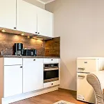 Baltischer Hof 14 *